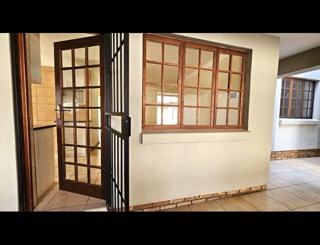 2 BEDROOM APARTMENT RENTED IN BOARDWALK